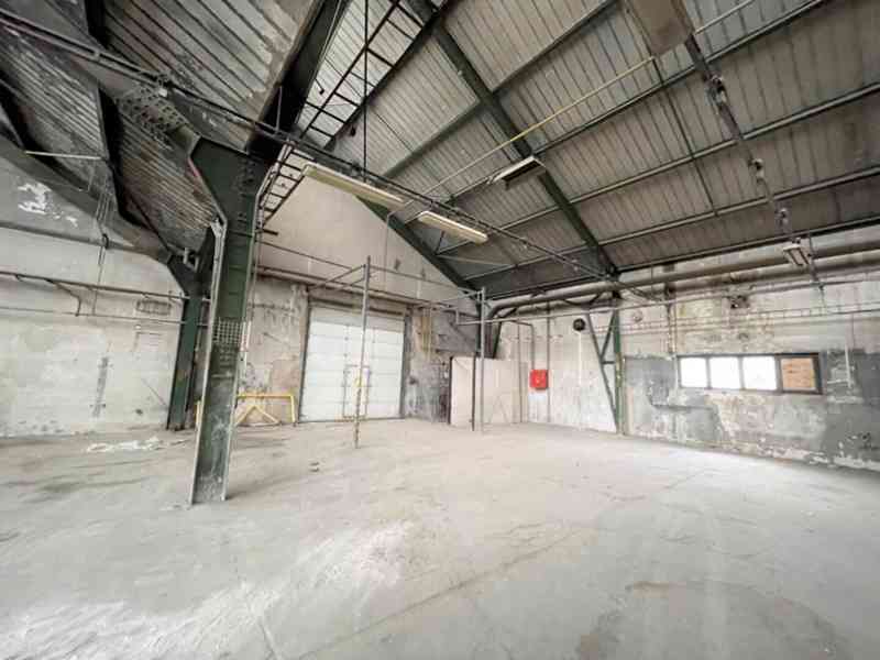 Nájem výrobních prostor 4700 m2, vlečka, rampy, LOUNY - foto 9