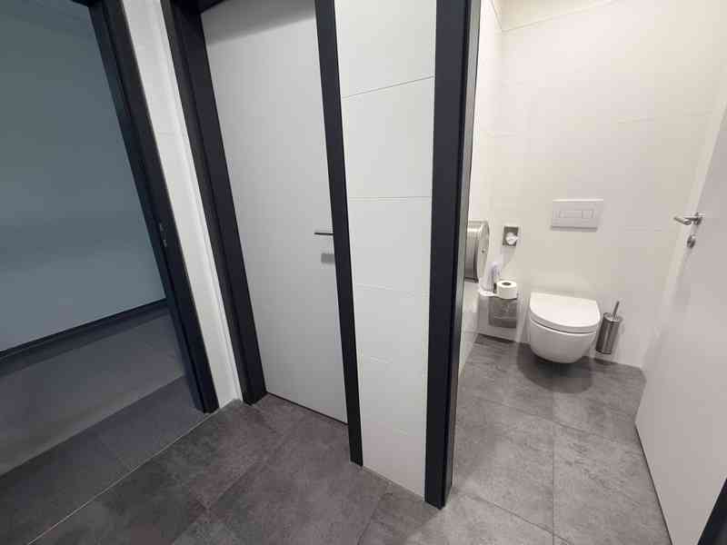 PRONÁJEM KANCELÁŘE S PARKOVACÍM STÁNÍM V BRNĚ-HERŠPICÍCH - foto 14
