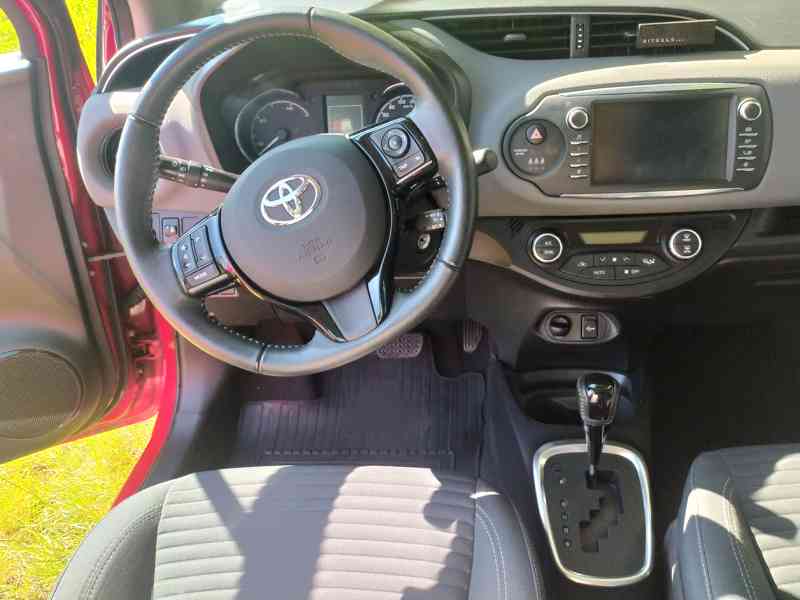 Toyota Yaris Hybrid 1.5i  - foto 9