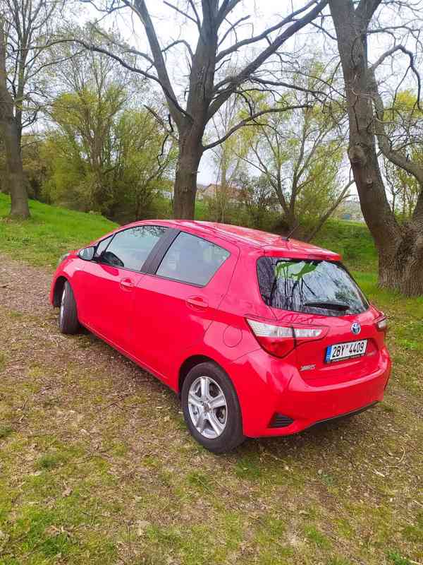 Toyota Yaris Hybrid 1.5i  - foto 3