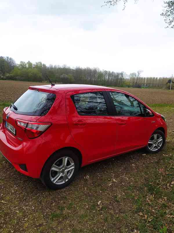 Toyota Yaris Hybrid 1.5i  - foto 6