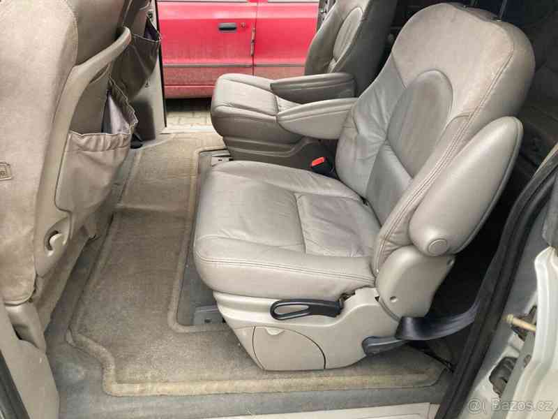 Chrysler Grand Voyager 3,3   r 4x4 benzín + LPG - foto 12