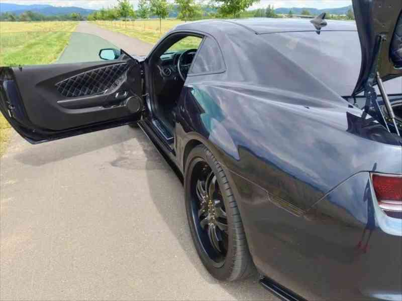 Chevrolet Camaro 3,6   r.2013 "exclusive" - foto 16