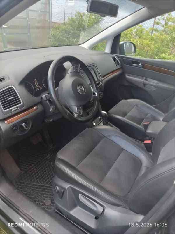Volkswagen Sharan 2,0   TDi DSG HIGHLINE - foto 6