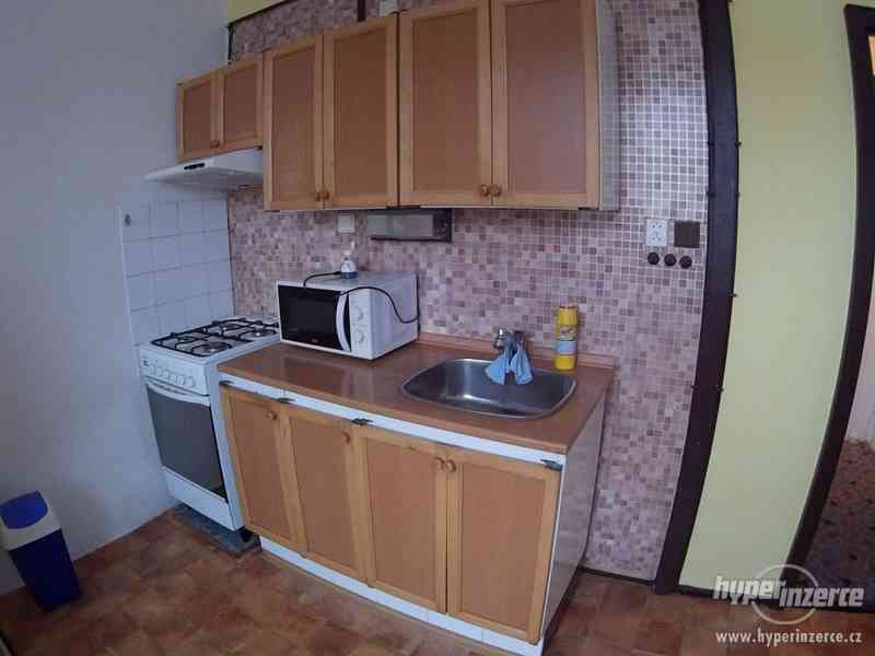 pronájem 2+1 Vsetín Sychrov - foto 1