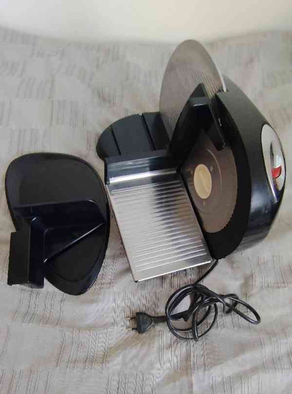 Kráječ na chléb a uzeniny Zelmer, černý - foto 2