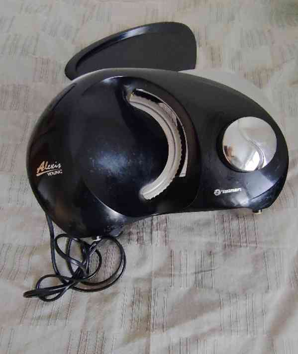 Kráječ na chléb a uzeniny Zelmer, černý - foto 3