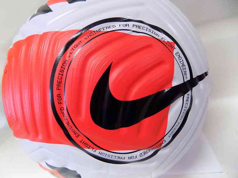 Fotbalový profi míč Nike FLIGHT AGL (velikost 5) -ÚPLNĚ NOVÝ - foto 3