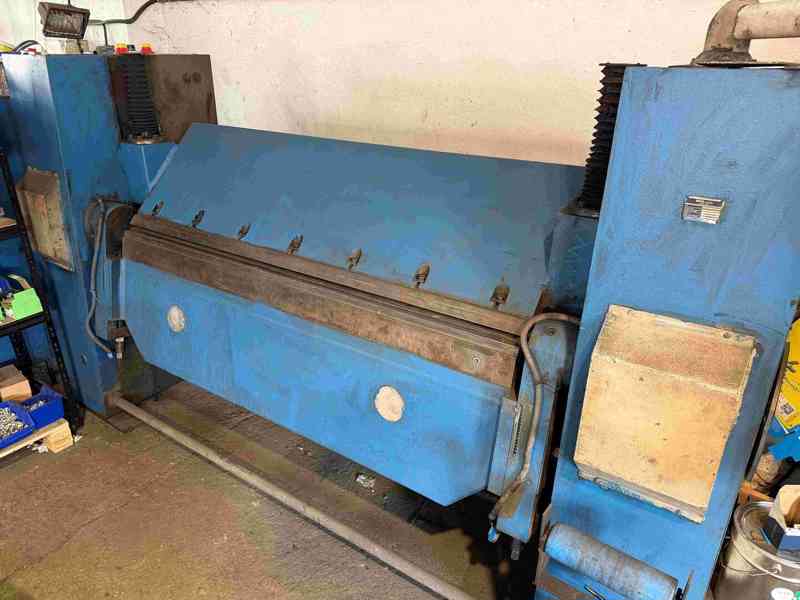 Použitá ohýbačka plechu XON 2000/6 c, r. v. 1997 - foto 1