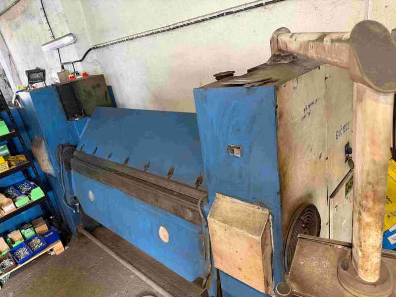 Použitá ohýbačka plechu XON 2000/6 c, r. v. 1997 - foto 2