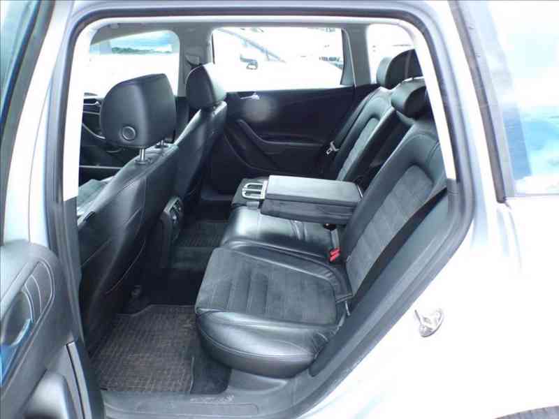 Volkswagen Passat 2,0 TDI HIGHLINE,XENONY - foto 10
