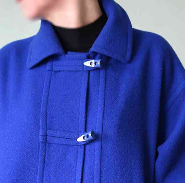 Královsky modrý duffle coat Miss Smith vel.42 - foto 8