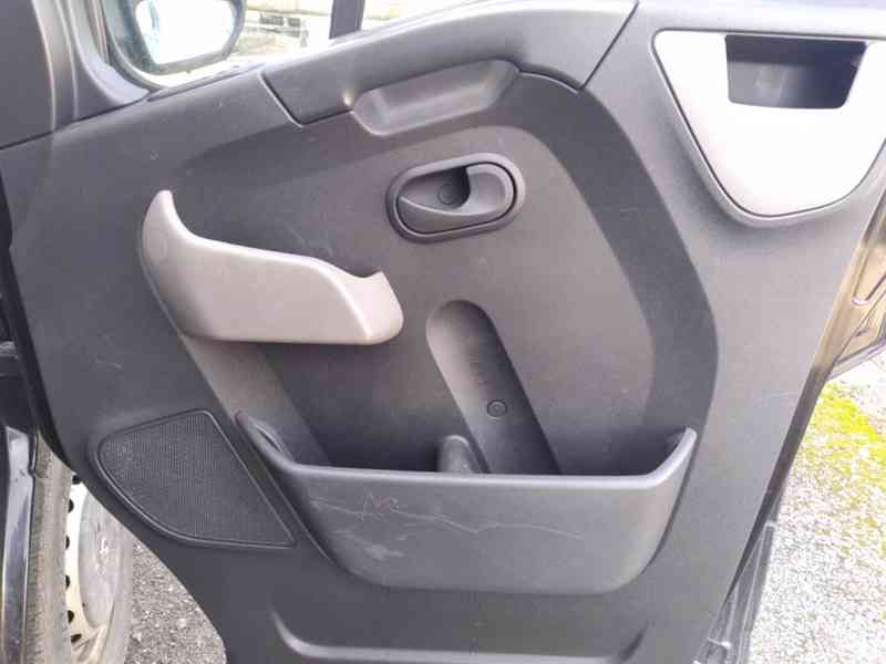 OPEL MOVANO 2.3 CDTI 9 MÍST ČR,DPH - foto 30