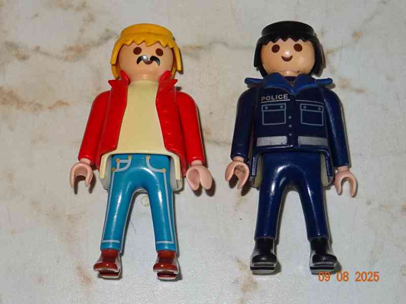 IGRÁČCI - ŠEST NEKOMPLETNÍCH KUSŮ - foto 4