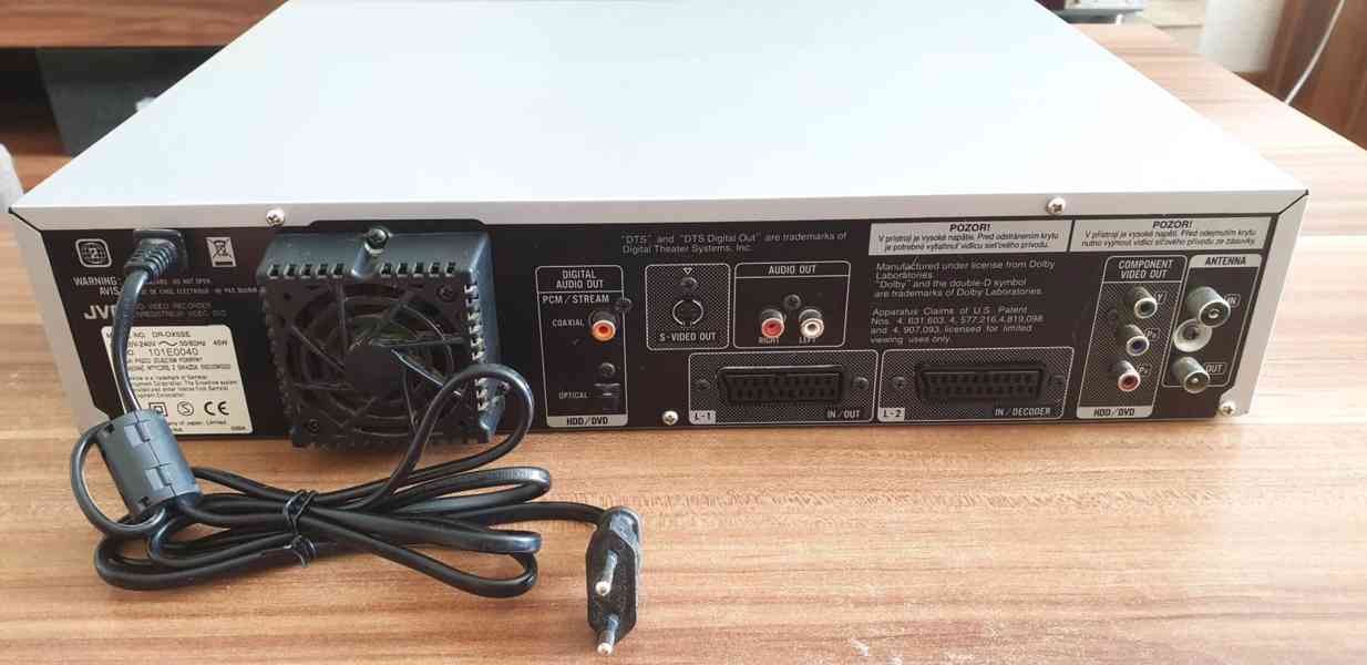 Unikátní video trojkombinace JVC DR-DX5 (miniDV - HDD - DVD) - foto 8