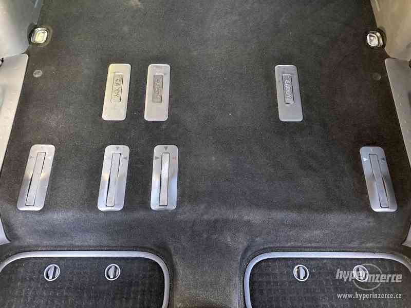 VW Caddy krytky držáků sedaček - foto 7