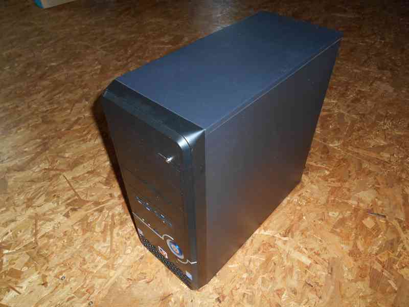 Prodám stolní počítač LYNX - foto 2