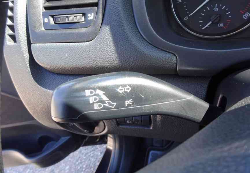 Škoda Roomster 1.2 TSI r.v.2011 (63 kw) ČR - foto 9