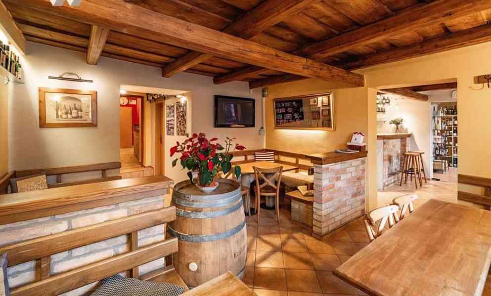 Vinné bistro+Penzion Mutěnice |16 lůžek| Vinárna roku 2012 - foto 3