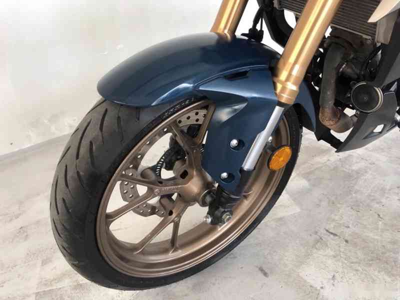 Honda CB 125R ABS - foto 9