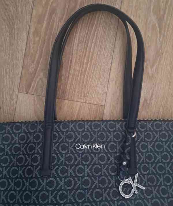 Kabelka Calvin Klein - foto 2