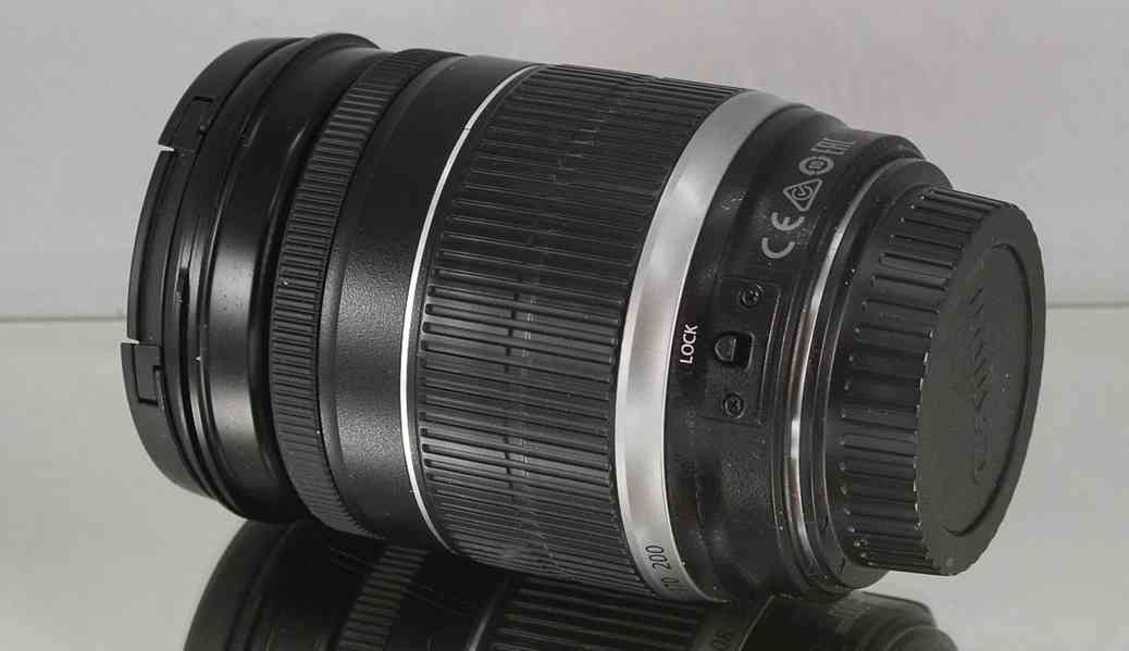 Canon EF-S 18-200mm f/4-5,6 IS  - foto 5