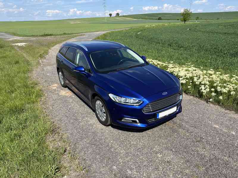 Ford Mondeo V. 2,0 TDCi 110KW Navigace, parkov. as. - foto 14