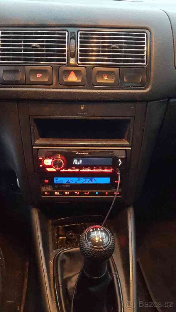 Volkswagen Golf 4 - foto 6