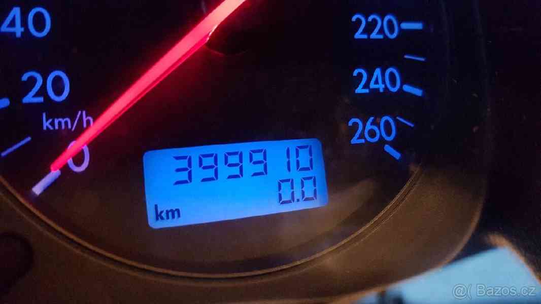 Volkswagen Golf 4 - foto 4