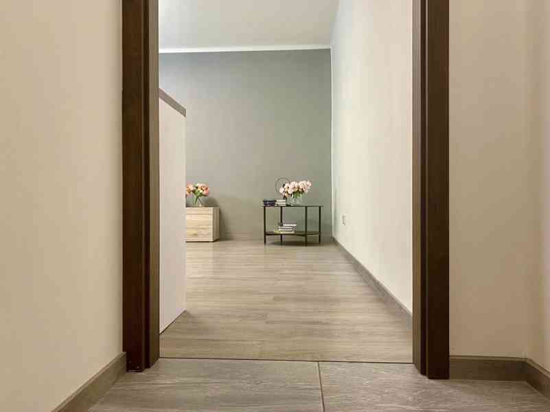 Pronájem krásného bytu 2+kk po kompletní renovaci. Roztoky - foto 29