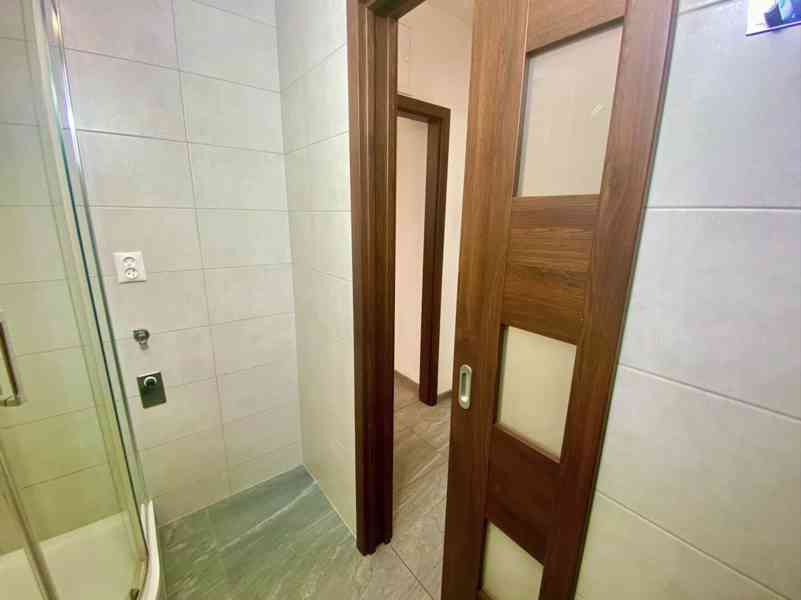 Pronájem krásného bytu 2+kk po kompletní renovaci. Roztoky - foto 20