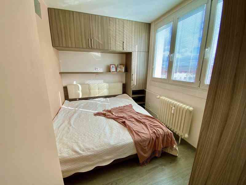 Pronájem krásného bytu 2+kk po kompletní renovaci. Roztoky - foto 15