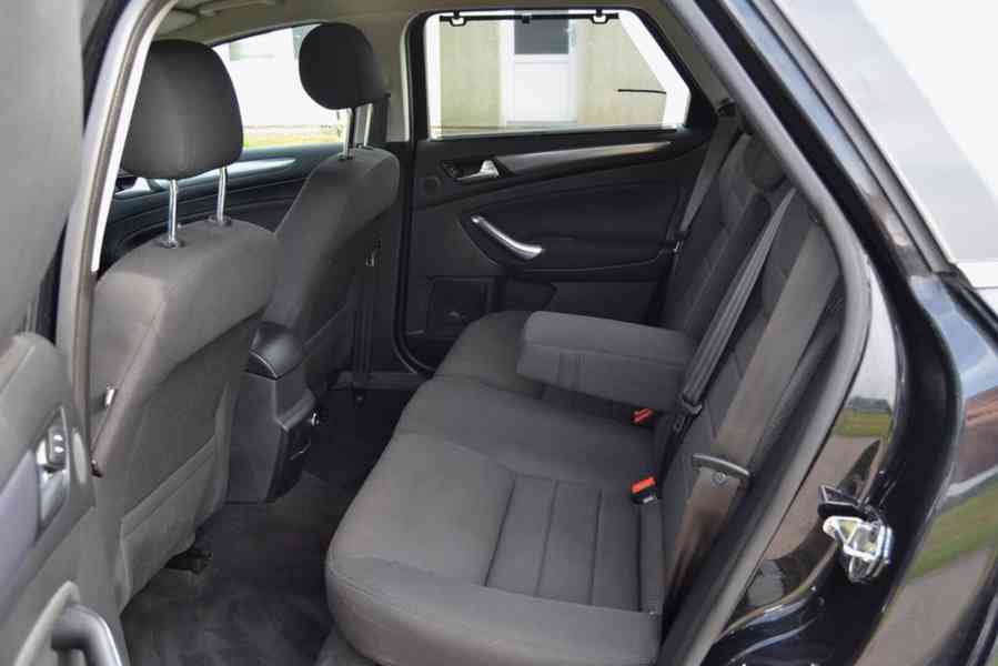 Ford Mondeo 2.0 TDCi 103kW Titanium kombi - foto 11