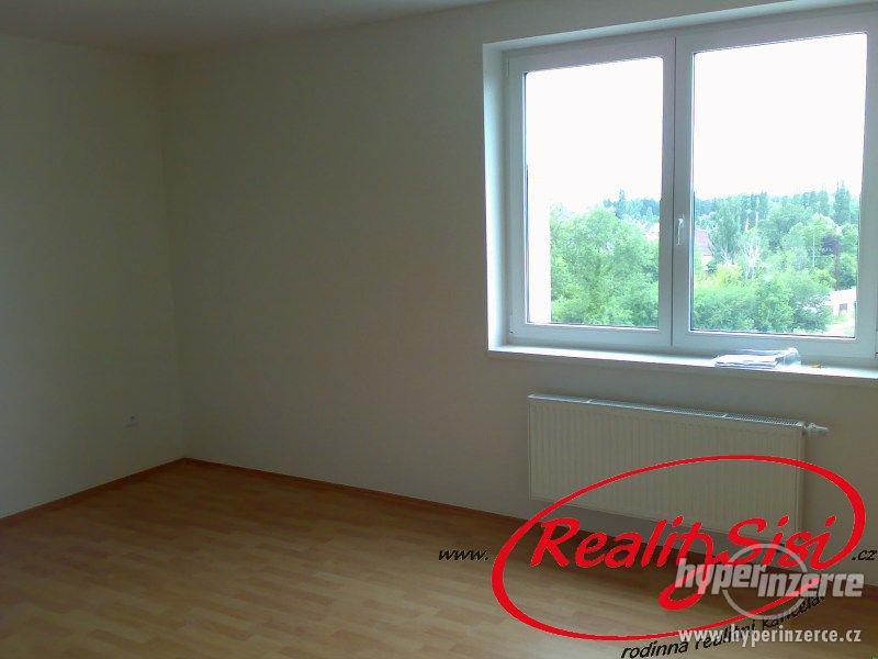 Pronájem bytu 1+kk v Kolíně - foto 2