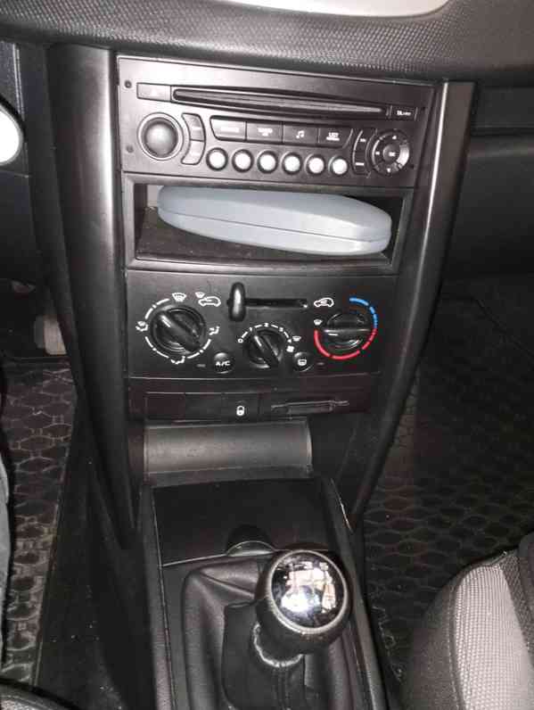 Peugeot 207 SW - foto 15