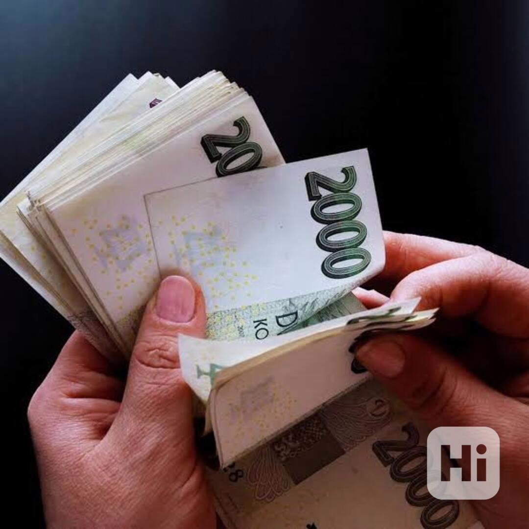 Bezpečné finanční úvěry mezi fyzickými osobami  - foto 1