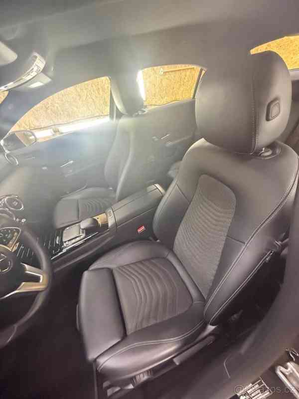 Mercedes-Benz Třídy A 1,8   A180 d Sedan 2022 TOP stav - foto 3