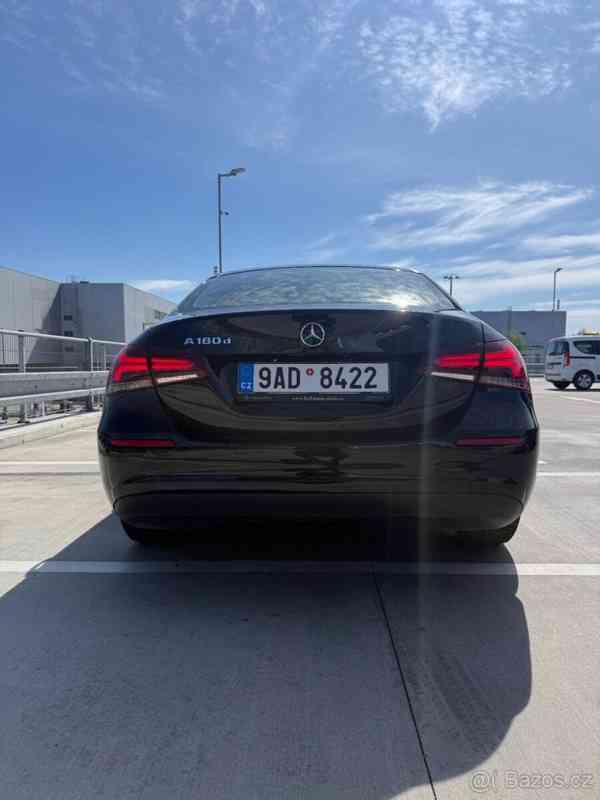 Mercedes-Benz Třídy A 1,8   A180 d Sedan 2022 TOP stav - foto 7