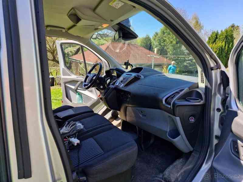 Ford Transit Custom 2,0 L2H2 125kW r.v.2017, 6míst - foto 4