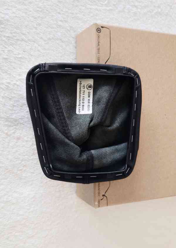 NOVÁ ORIGINÁL Řadící páka kůže Škoda Octavia II 1Z1711113G - foto 4