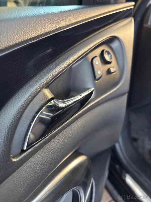Opel Insignia 2,0   CDTi /Automat/4×4 - foto 19