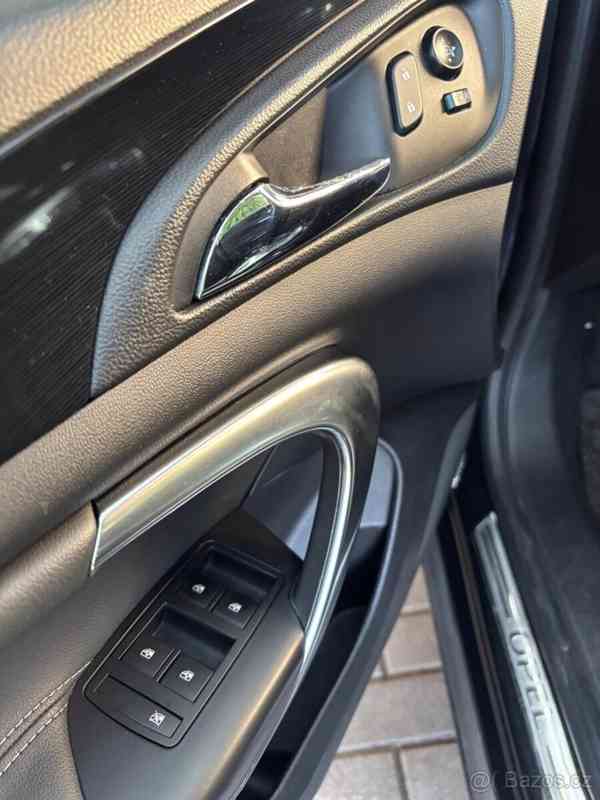 Opel Insignia 2,0   CDTi /Automat/4×4 - foto 12