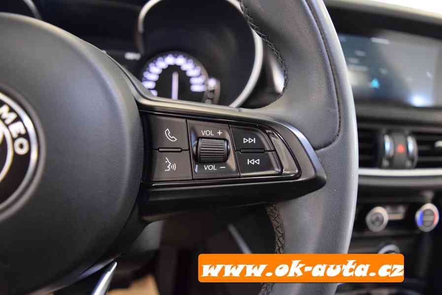 Alfa Romeo Stelvio 2.2 JTD Q4 FACELIFT 2021-DPH - foto 16