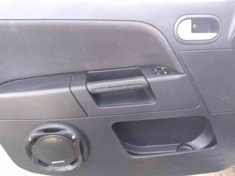 FORD FUSION 1.4 TDCI - foto 22