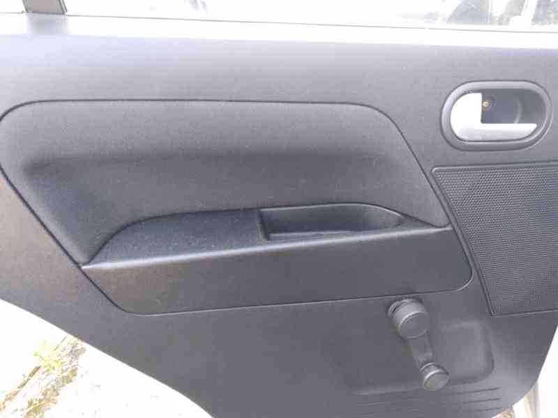 FORD FUSION 1.4 TDCI - foto 21