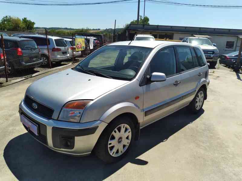 FORD FUSION 1.4 TDCI - foto 3