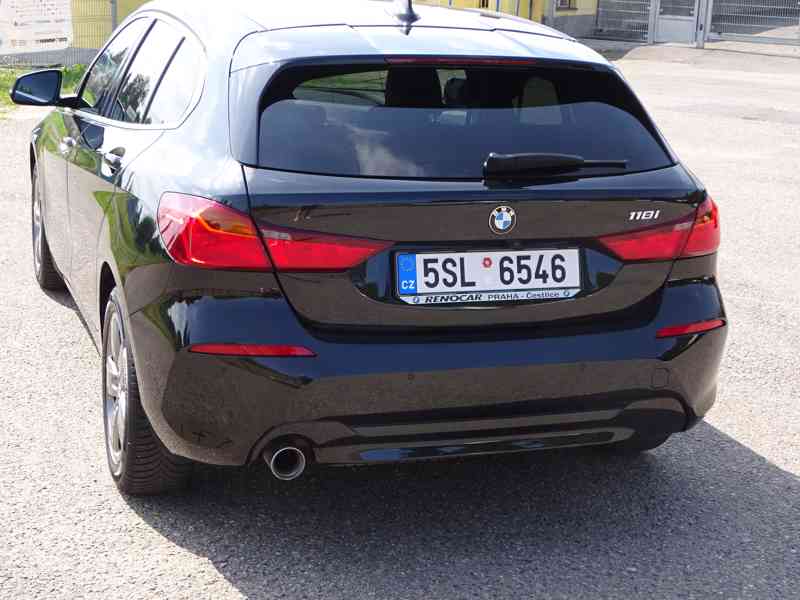 BMW 1 118i r.v.2021 1.Majitel odpočet DPH (100 KW) - foto 4