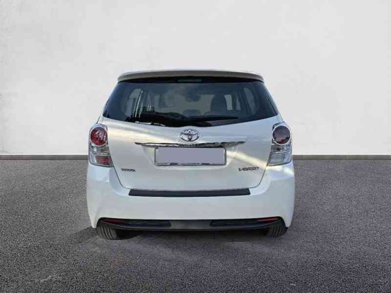 Toyota Verso Comfort 1.8i benzín 108kw - foto 16