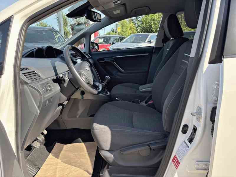 Toyota Verso Comfort 1.8i benzín 108kw - foto 4