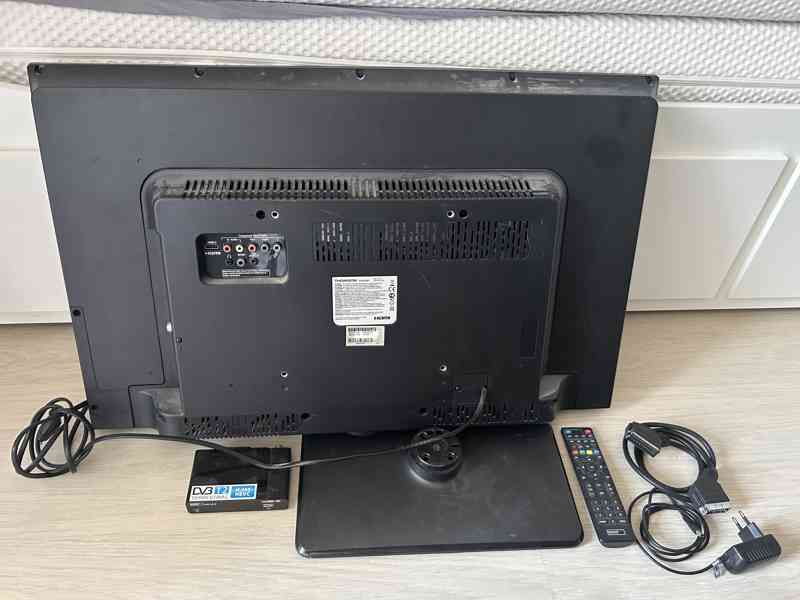 Televize Thomson 32HU3253C + set top box + přísl. - foto 2